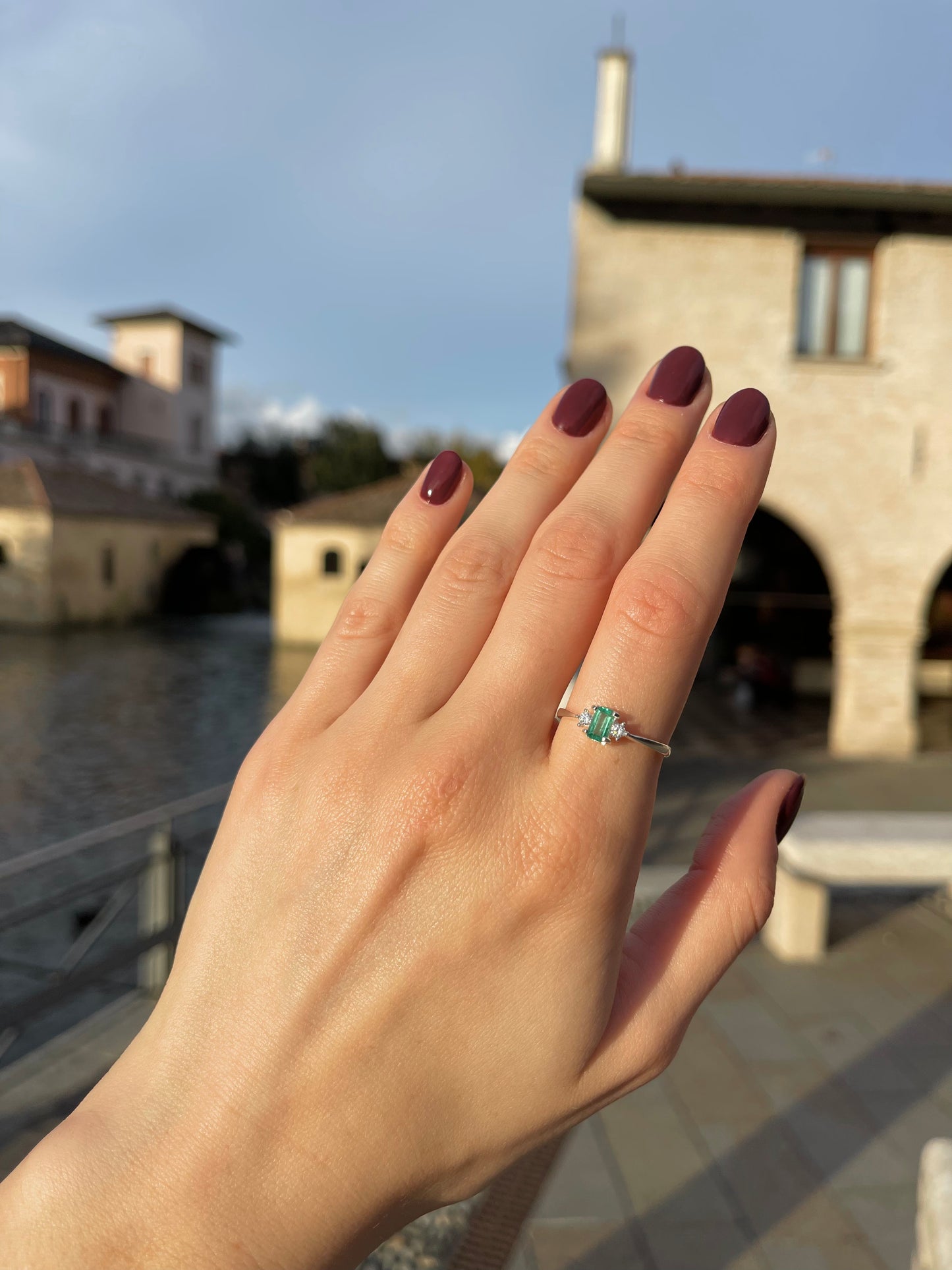 Dainty Emerald Ring