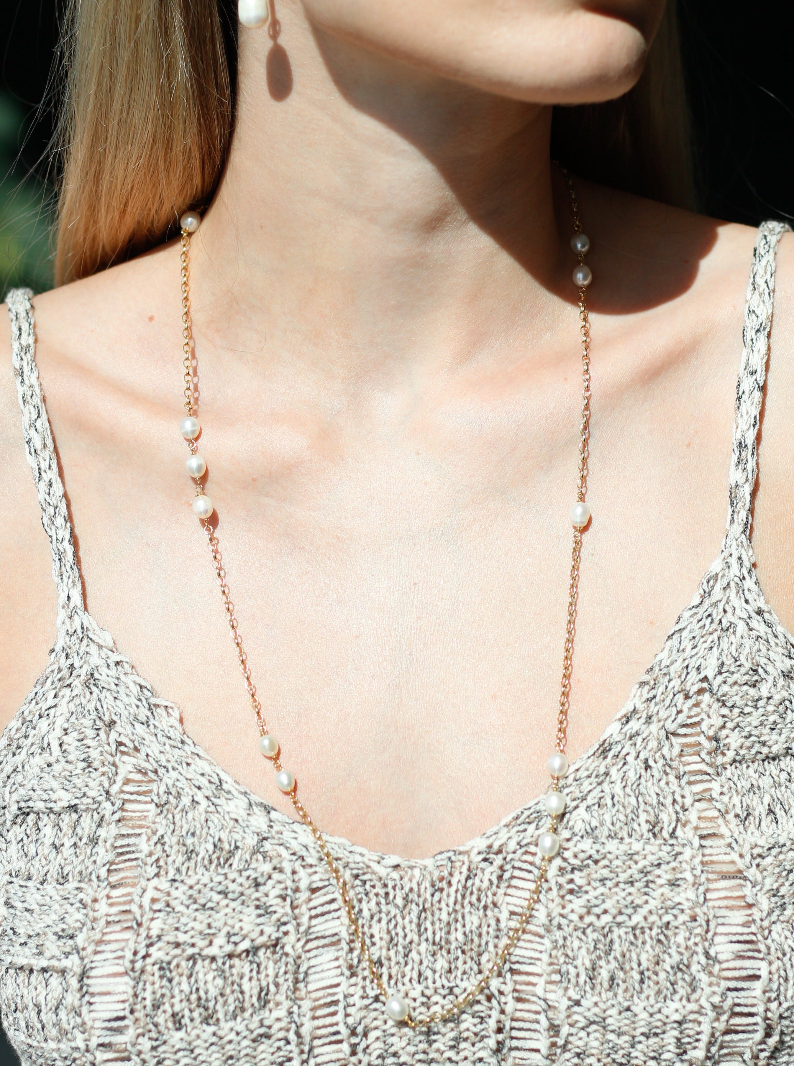 Long Asymmetric Pearl Chain Necklace